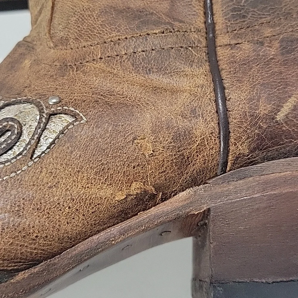Brandon Cut-out Embellished Western Cowboy Short Boots - Brown Sz 8.5